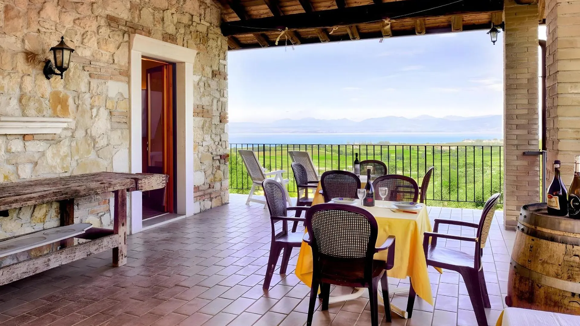 Castelmontioni Holidays Lazise 0*,  Italy
